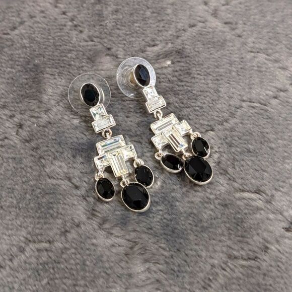 Vintage Black & Clear Rhinestone Pierced Dangle Earrings - Picture 6 of 10